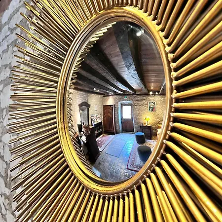 Les Vieilles Tours Hotel