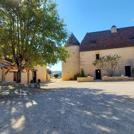 Les Vieilles Tours