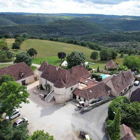 Отель Les Vieilles Tours Рокамадур