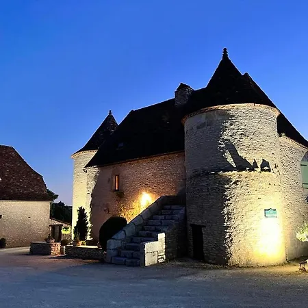 Les Vieilles Tours