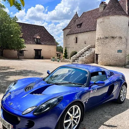 Les Vieilles Tours Hotel 3*