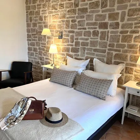 Les Vieilles Tours 호텔 로카마두르