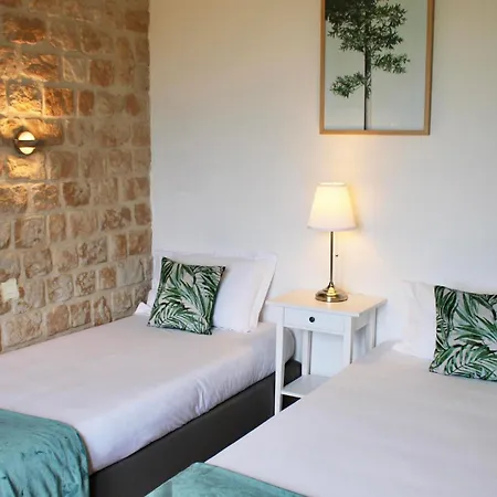 Hotel Les Vieilles Tours