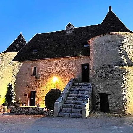 Les Vieilles Tours