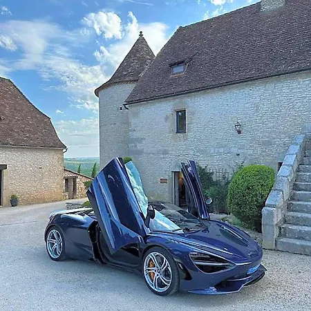 Les Vieilles Tours Hotel 3*