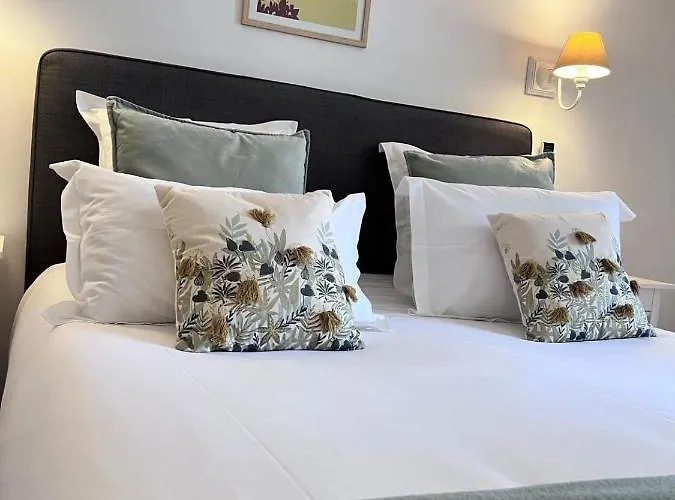 Les Vieilles Tours 3*